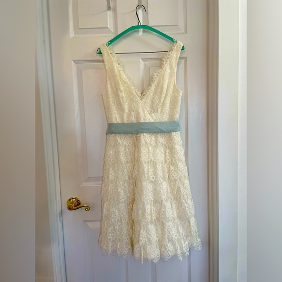 BHLDN & Anthropologie Beautiful ivory eyelash lace dress. - Picture 6 of 10